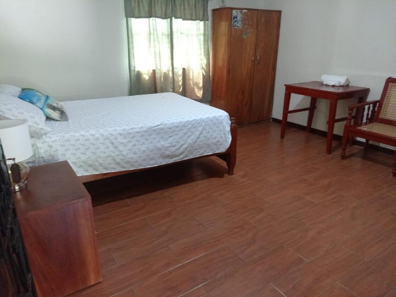 Ibania Hostal Tamanique エクステリア 写真